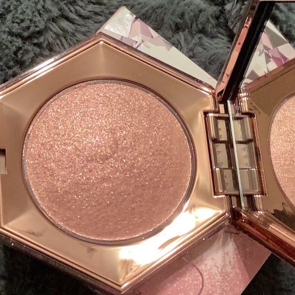 Fenty Rose Rave Diamond Bomb All-Over Diamond Veil - Picture 7 of 7